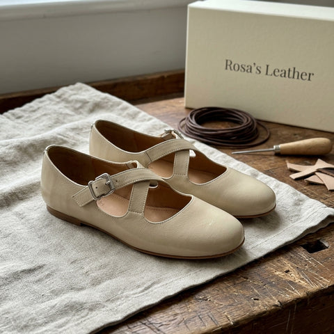 Rosa's Morven Cross-Strap Leather Flats