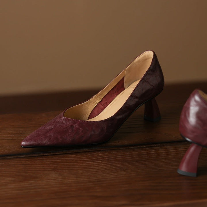Rosa's Riva Sculpted Leather Pumps