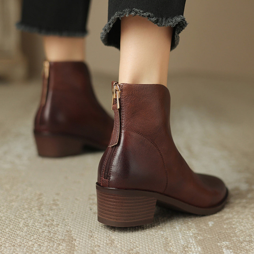 Rosa's Ardena Leather Ankle Boots