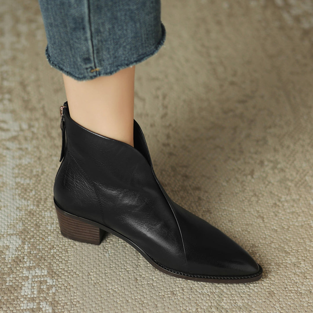Rosa's Ardena Leather Ankle Boots
