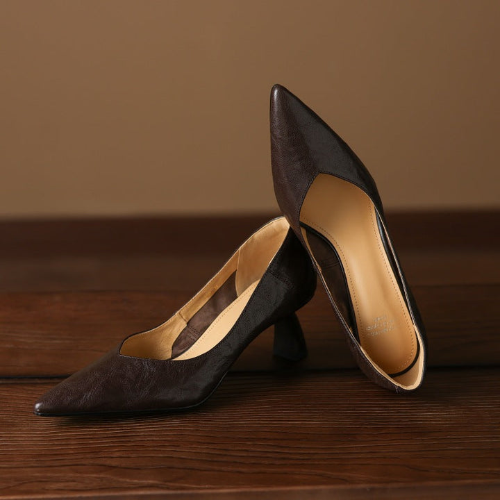 Rosa's Riva Sculpted Leather Pumps