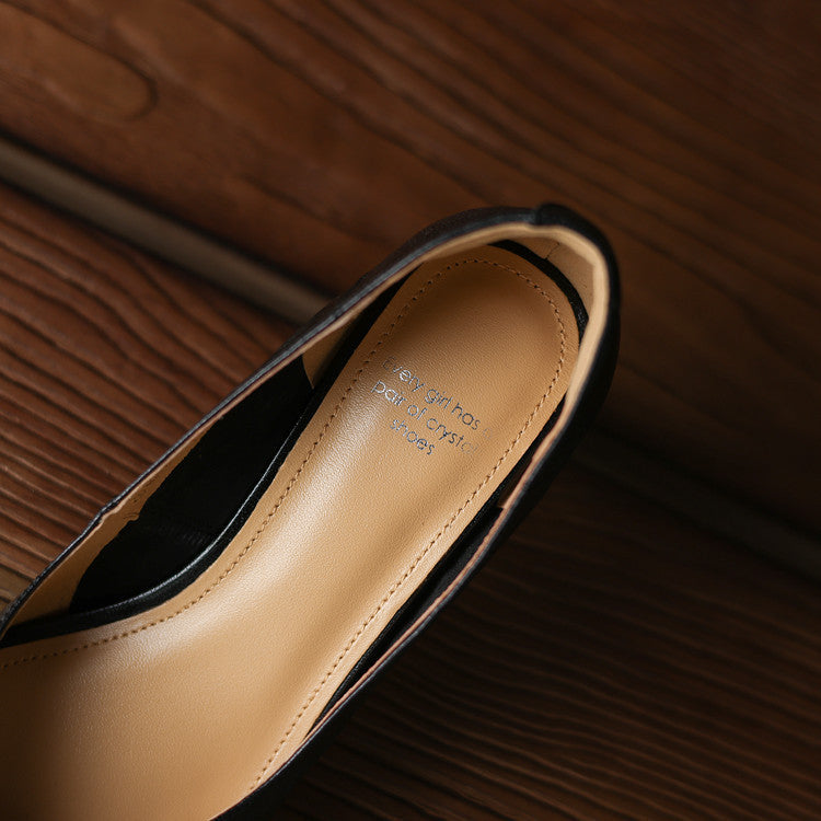 Rosa's Riva Sculpted Leather Pumps