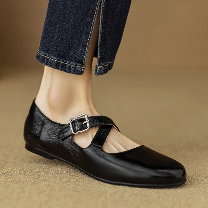 Rosa's Morven Cross-Strap Leather Flats