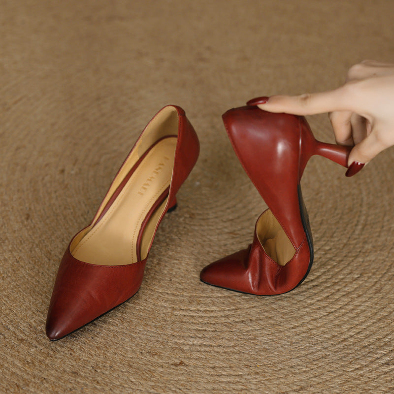 Rosa's Lorene Curve Leather Heels