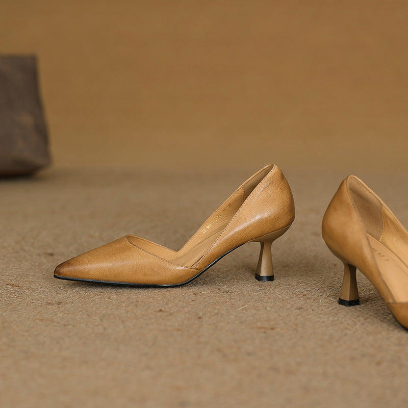 Rosa's Lorene Curve Leather Heels