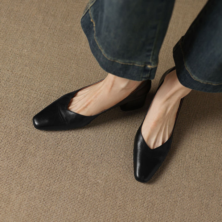 Rosa's Caldre Square Leather Pumps