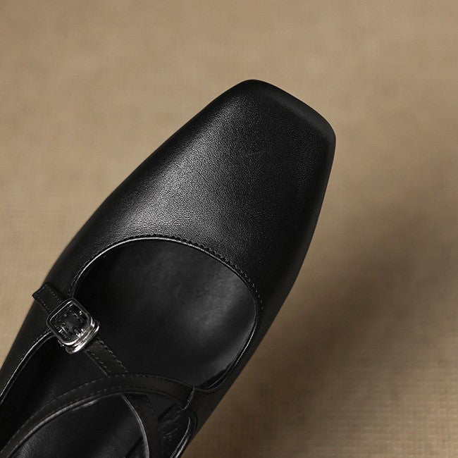 Rosa's Marvane Leather Kitten Heels