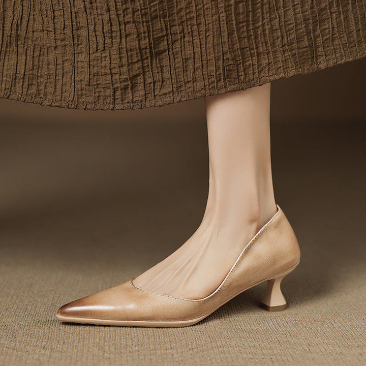 Rosa's Calenne Leather Kitten Heels