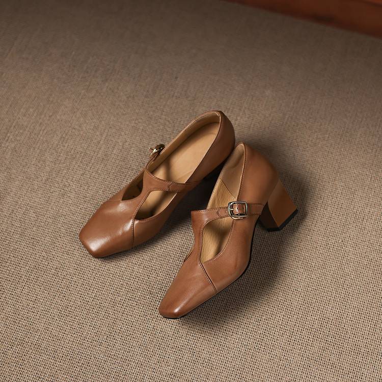 Rosa's Cassiella Leather Shoes
