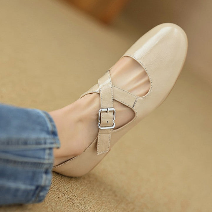 Rosa's Morven Cross-Strap Leather Flats