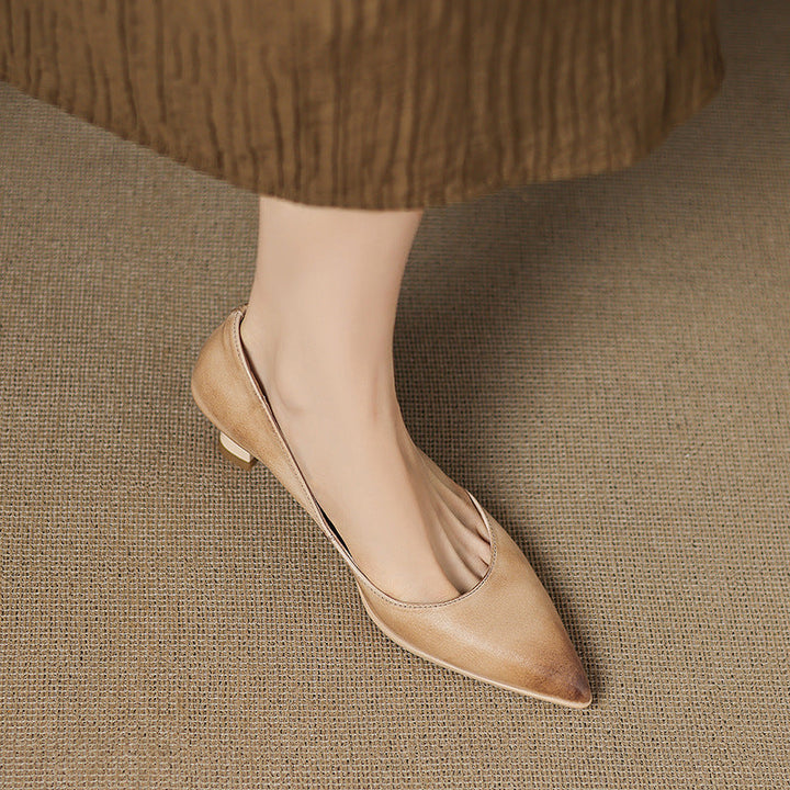 Rosa's Calenne Leather Kitten Heels