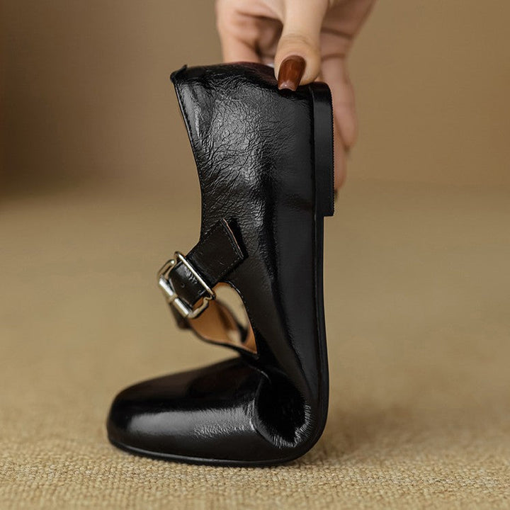 Rosa's Morven Cross-Strap Leather Flats