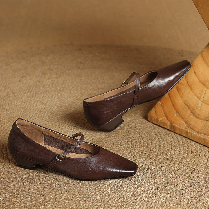 Rosa's Cedrine Leather Pumps