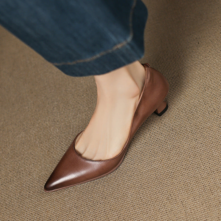 Rosa's Calenne Leather Kitten Heels