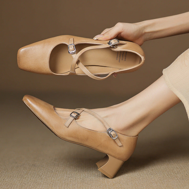 Rosa's Marvane Leather Kitten Heels