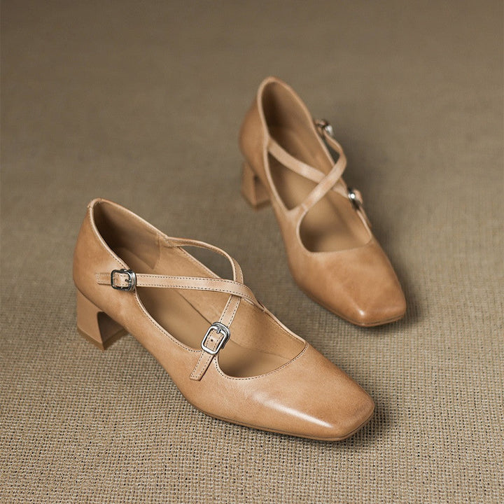 Rosa's Marvane Leather Kitten Heels