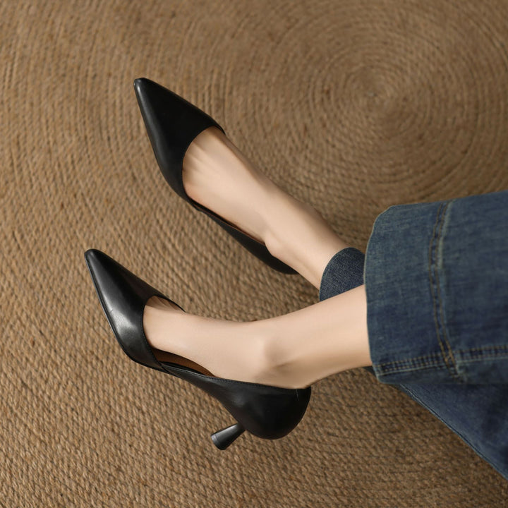 Rosa's Lorene Curve Leather Heels
