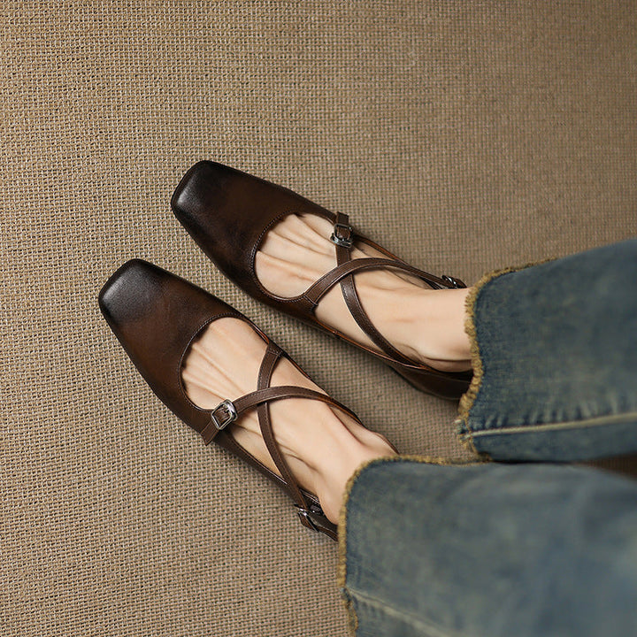 Rosa's Marvane Leather Kitten Heels
