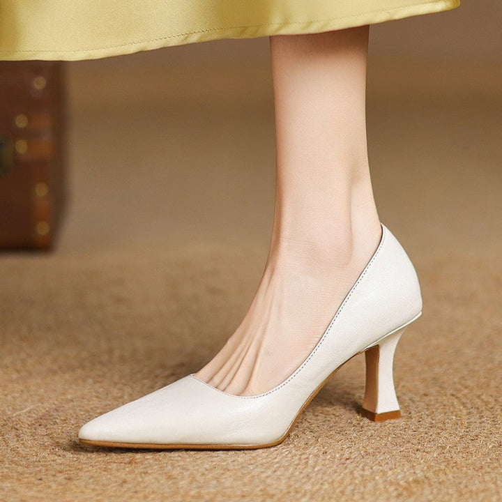Rosa's Mirelle Leather Pumps