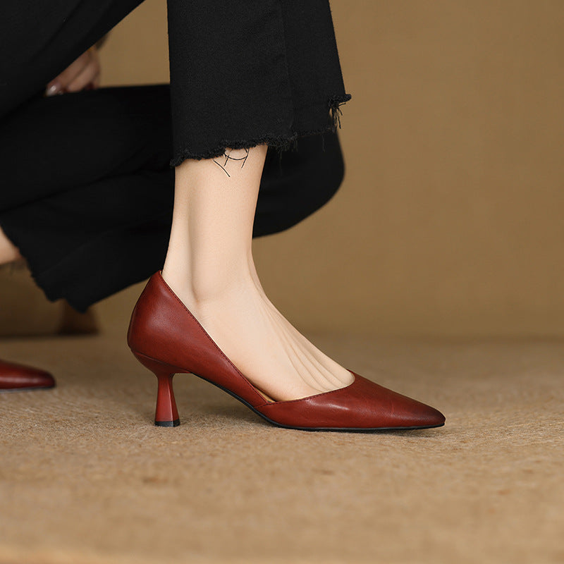 Rosa's Lorene Curve Leather Heels